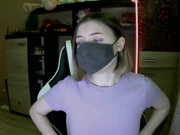 Hitamuki Chaturbate stream image from February 08, 2025