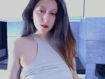 Moon_Blue222 Chaturbate stream image from February 08, 2025