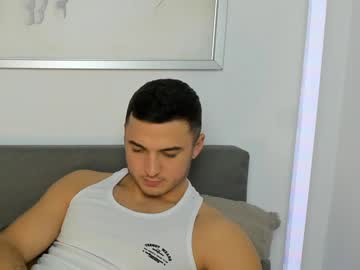 Paulblack021 Chaturbate stream image from February 08, 2025