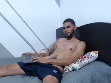 Christian_Zurdo Chaturbate stream image from February 09, 2025