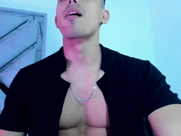 Danterouxx Chaturbate stream image from February 09, 2025