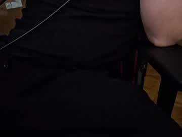 Perryli Chaturbate stream image from February 09, 2025