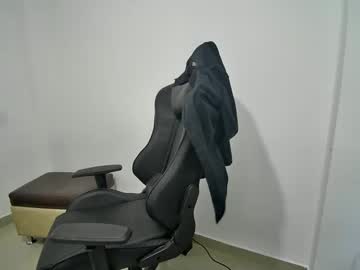 Queenn_Of_Hearts Chaturbate stream image from February 09, 2025