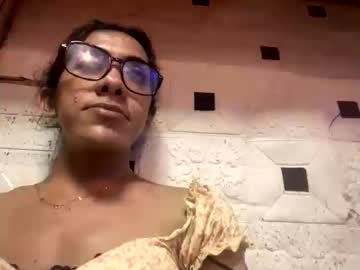 Spicycum808 Chaturbate stream image from February 09, 2025