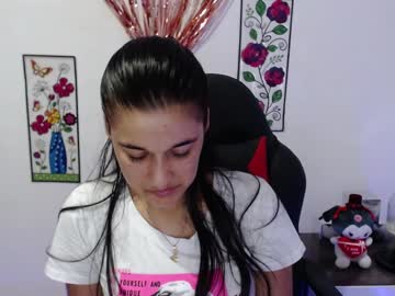 Alyssaxr Chaturbate stream image from February 09, 2025