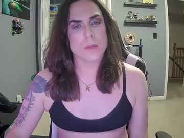 Kendra45 Chaturbate stream image from February 09, 2025