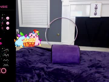 Tinyvixxen Chaturbate stream image from February 09, 2025