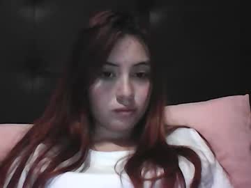 00hoe Chaturbate stream image from February 09, 2025