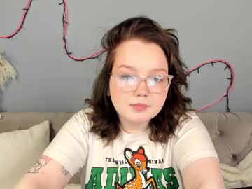 Alllis0nkissaa Chaturbate stream image from February 09, 2025