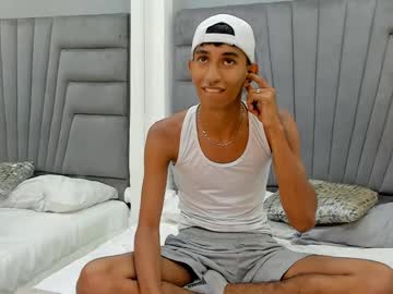 Louis_Riley Chaturbate stream image from February 09, 2025