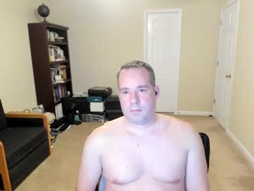 Hotmale4u692000 Chaturbate stream image from February 09, 2025