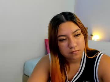Siennarose3 Chaturbate stream image from February 09, 2025