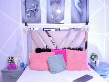 Gletty_Noa Chaturbate stream image from February 09, 2025