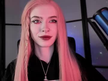 Irisice Chaturbate stream image from February 09, 2025