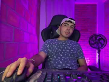 Mark_Perry_Twinklatin Chaturbate stream image from February 09, 2025