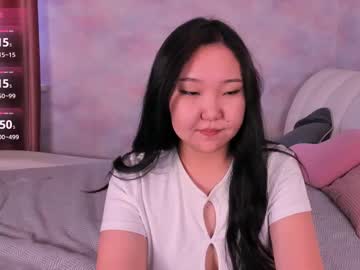 Xxxpruniaa Chaturbate stream image from February 09, 2025