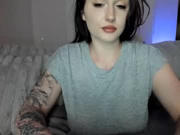 Amberkinsley Chaturbate stream image from February 09, 2025