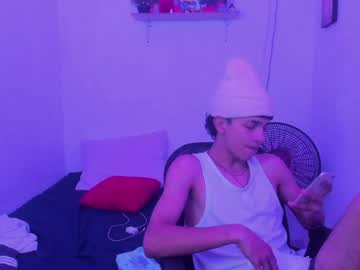 Antray_Master23 Chaturbate stream image from February 09, 2025