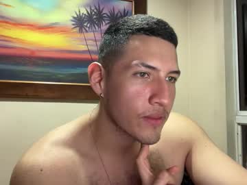 Isaac_Gray Chaturbate stream image from February 09, 2025