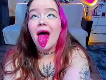 Lilya_Milky Chaturbate stream image from February 09, 2025