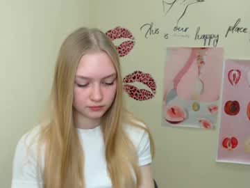 _Mademoiselle_E Chaturbate stream image from February 09, 2025