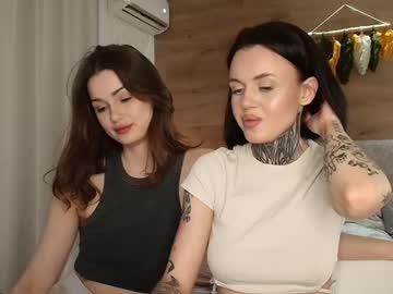 Caressyourself Chaturbate stream image from February 09, 2025
