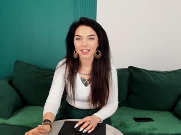 Lea_Rivet Chaturbate stream image from February 09, 2025