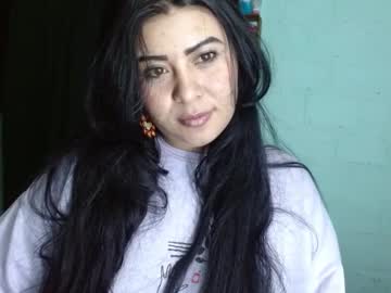 Luna_India Chaturbate stream image from February 09, 2025