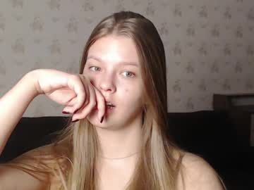 Emysway Chaturbate stream image from February 09, 2025