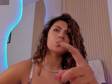 Daphne_24 Chaturbate stream image from February 09, 2025