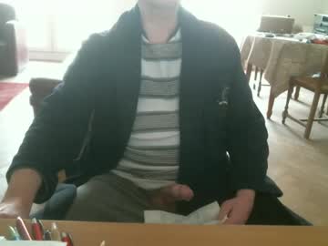 Kisslog1 Chaturbate stream image from February 09, 2025