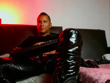 Leonnardojaramillo Chaturbate stream image from February 09, 2025