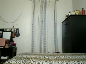 Oglitcouple Chaturbate stream image from February 09, 2025