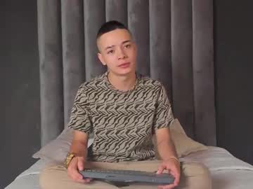 Adam_Thomass Chaturbate stream image from February 09, 2025
