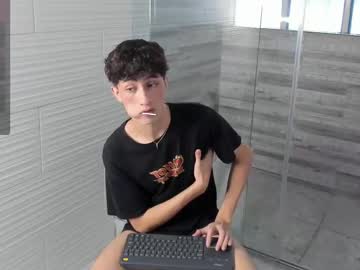 Anthonny5 Chaturbate stream image from February 09, 2025