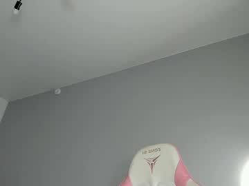 Jenie_Fire Chaturbate stream image from February 09, 2025