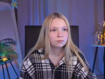 Alicevann Chaturbate stream image from February 09, 2025