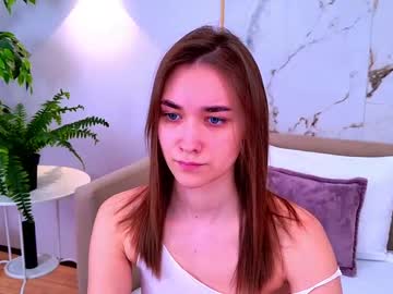 Elizabethcash Chaturbate stream image from February 09, 2025