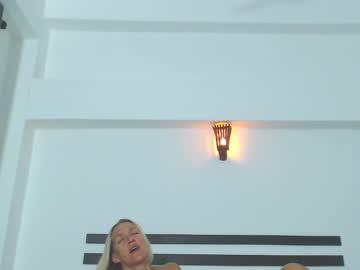 Lolaaelita Chaturbate stream image from February 09, 2025
