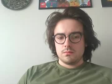 Fishlips132 Chaturbate stream image from February 09, 2025