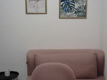Golden_Eva_ Chaturbate stream image from February 09, 2025