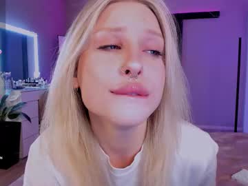 Lilyvibe Chaturbate stream image from February 09, 2025
