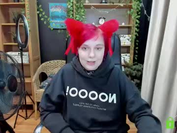 Little_Kittynya Chaturbate stream image from February 09, 2025