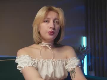 Meow_Milla Chaturbate stream image from February 09, 2025