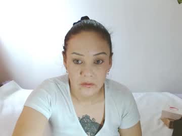 Hannagreen25 Chaturbate stream image from February 09, 2025