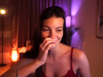 Lahaina_Noon Chaturbate stream image from February 09, 2025