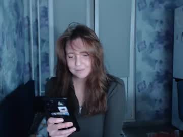Little_Miss_Caitlin Chaturbate stream image from February 09, 2025
