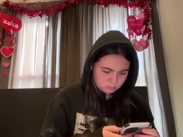 Sillygoosey69 Chaturbate stream image from February 09, 2025