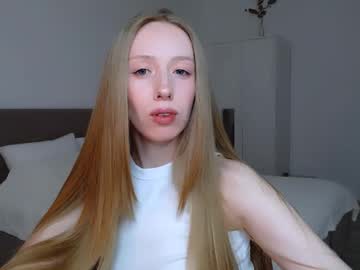 Luna_Insanity Chaturbate stream image from February 09, 2025