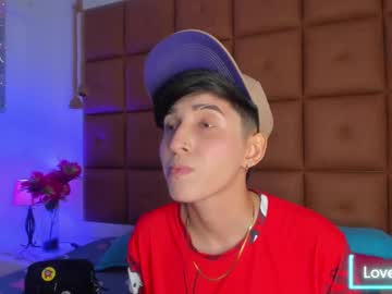Mikefonsexx Chaturbate stream image from February 09, 2025